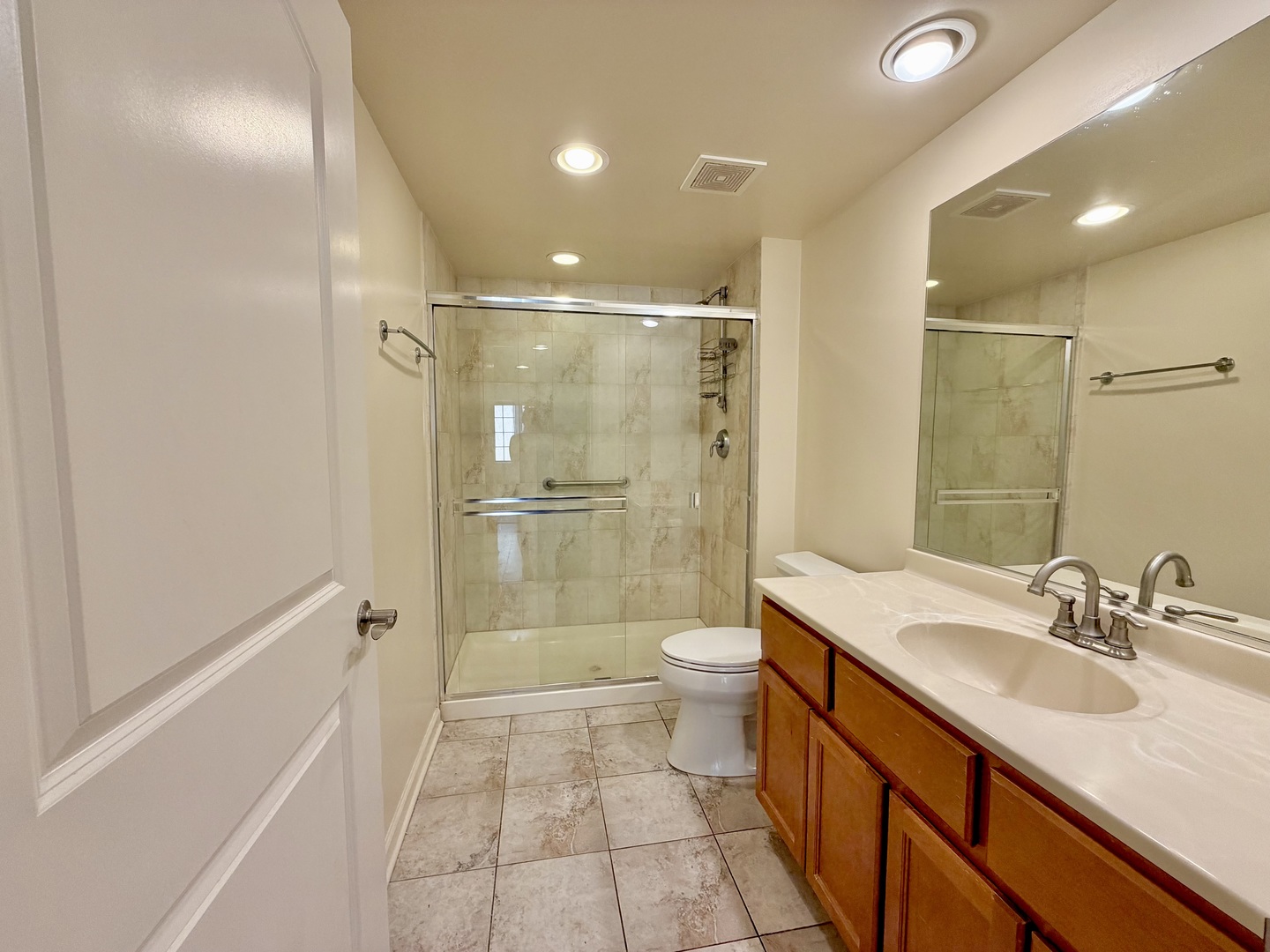 4811 N Olcott Avenue 314 Property Photo 12