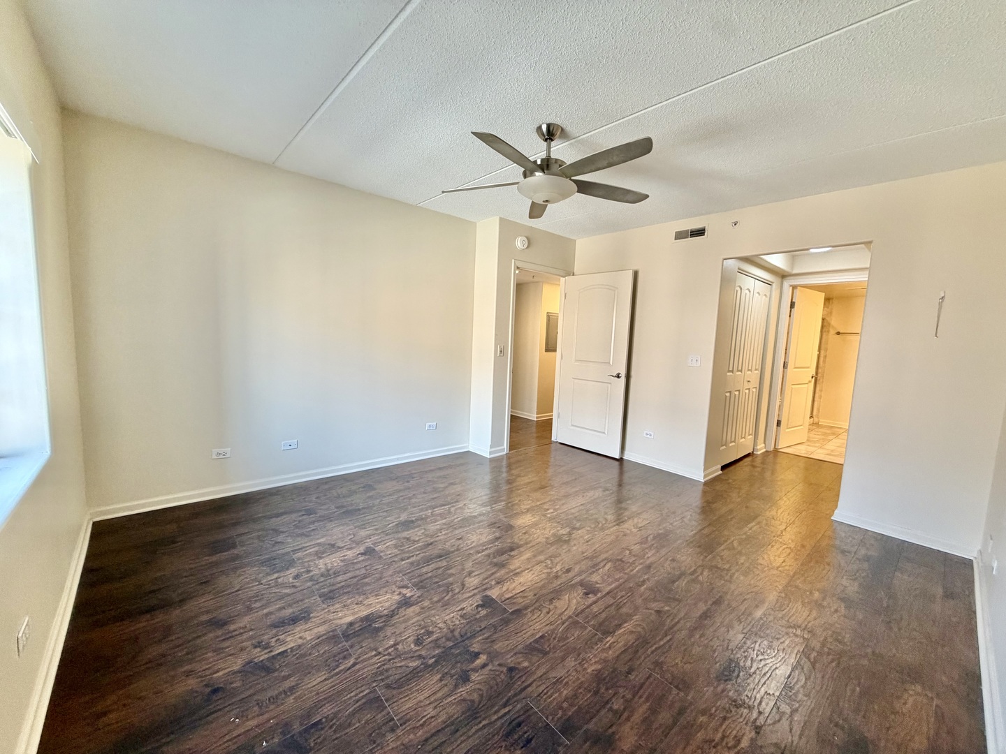 4811 N Olcott Avenue 314 Property Photo 17