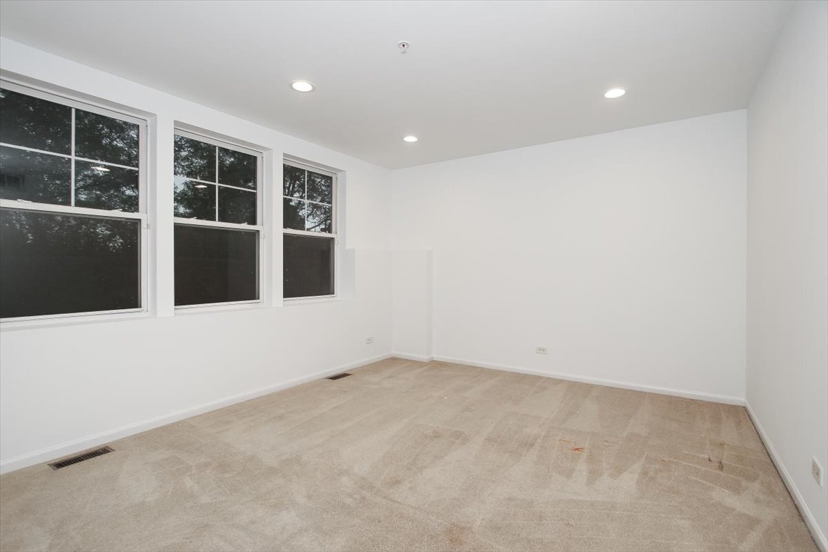 1245 Tuscany Drive Property Photo 13