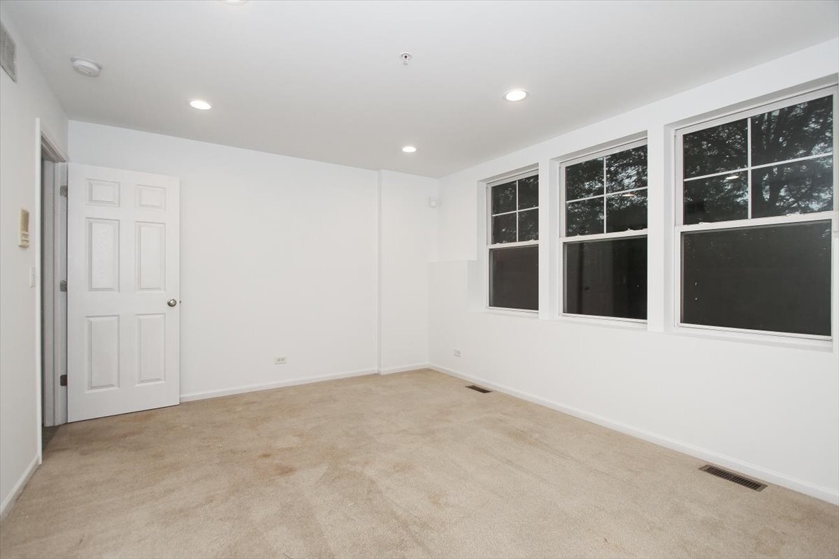 1245 Tuscany Drive Property Photo 14
