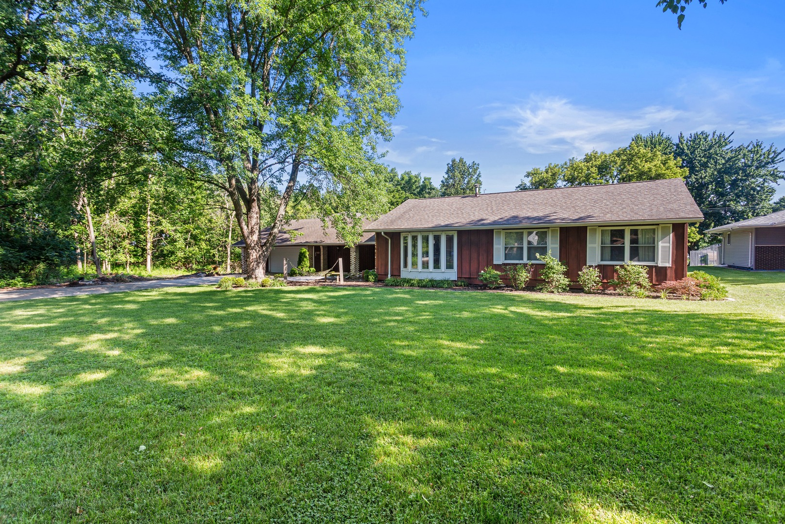 2102 Fogel Road Property Photo 4