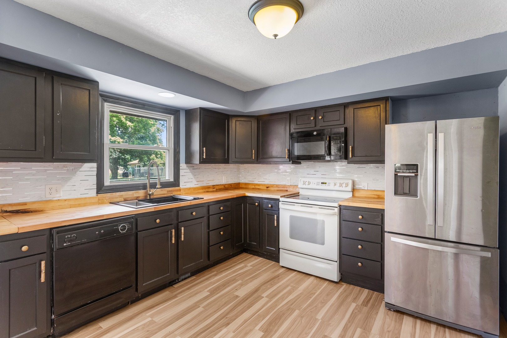2102 Fogel Road Property Photo 22