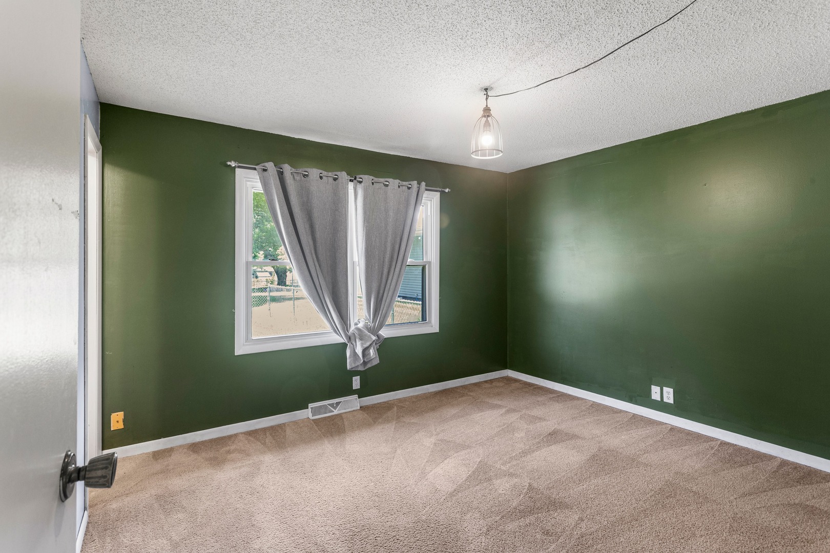 2102 Fogel Road Property Photo 29