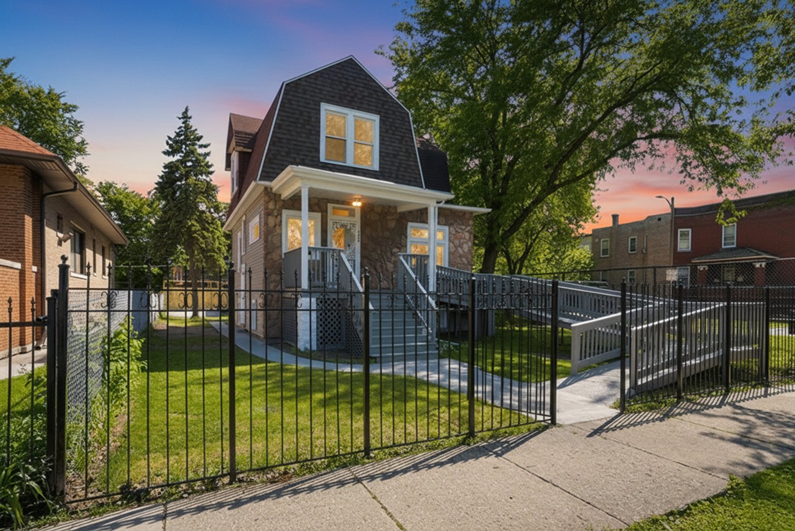 5943 W Huron Street Property Photo 1