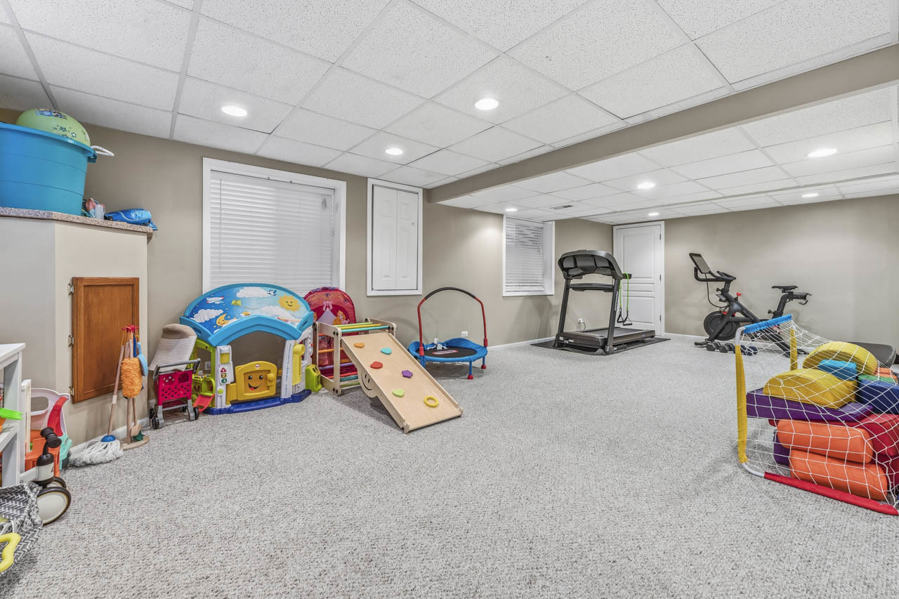 531 Brookside Avenue Property Photo 43