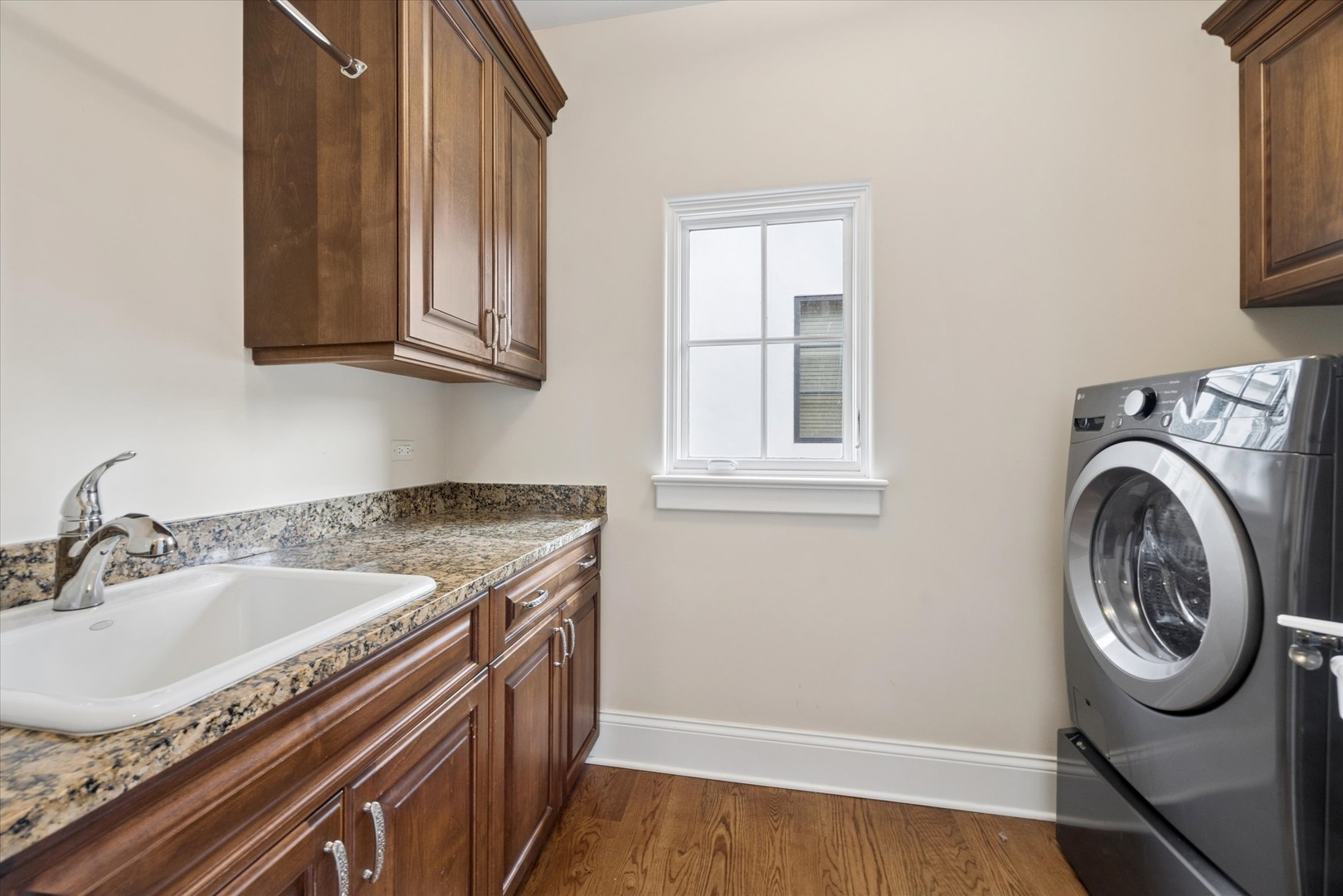 704 S Lincoln Street Property Photo 19