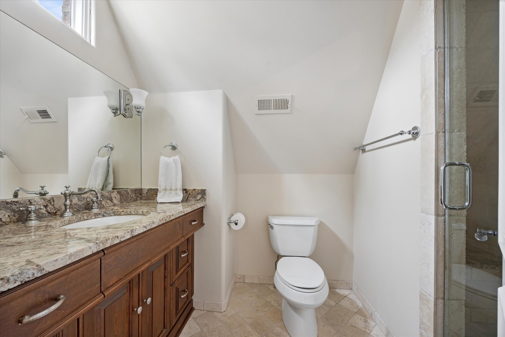 704 S Lincoln Street Property Photo 29