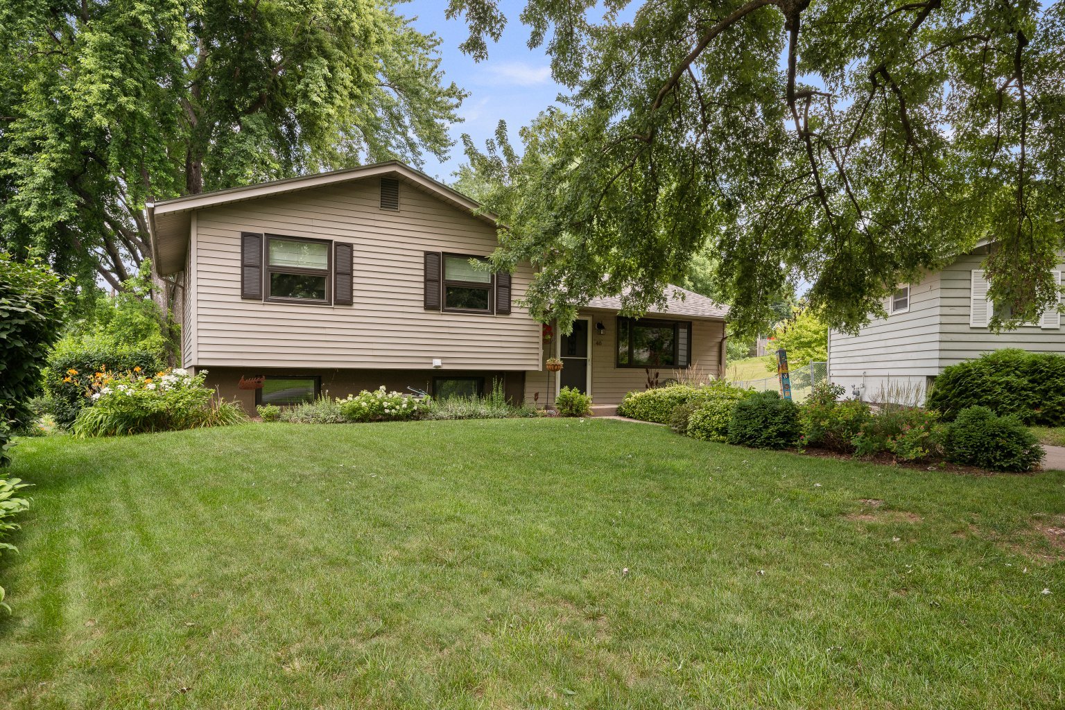 40 Parklane Circle Property Photo 2