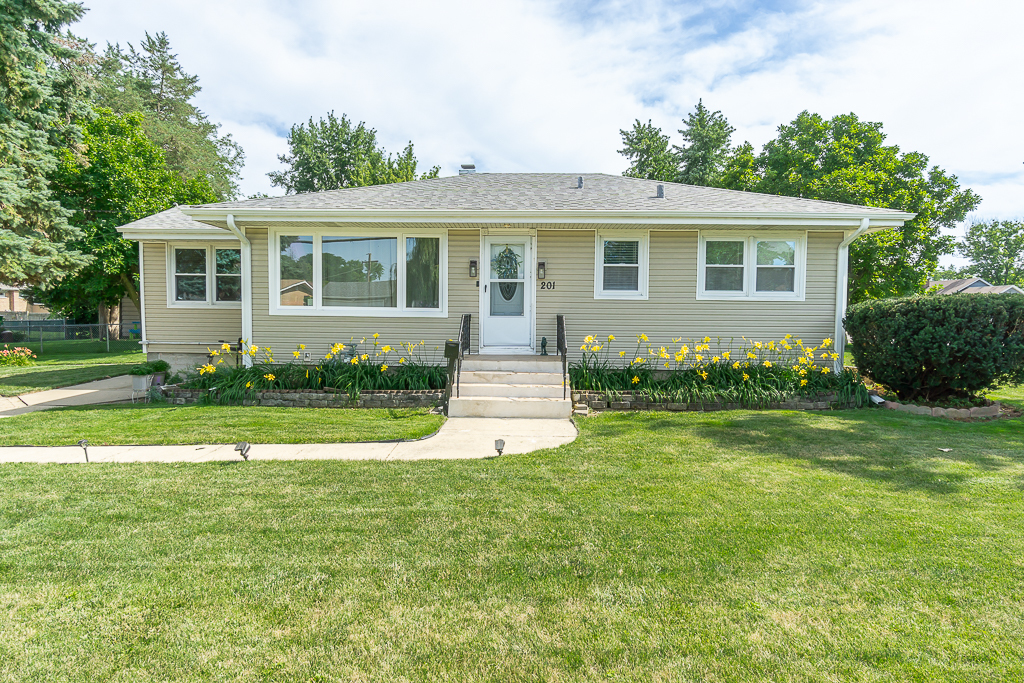 201 S Michigan Avenue Property Photo 1
