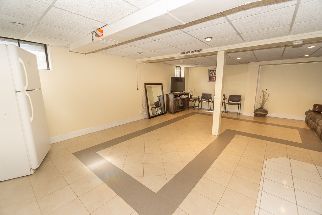 201 S Michigan Avenue Property Photo 18