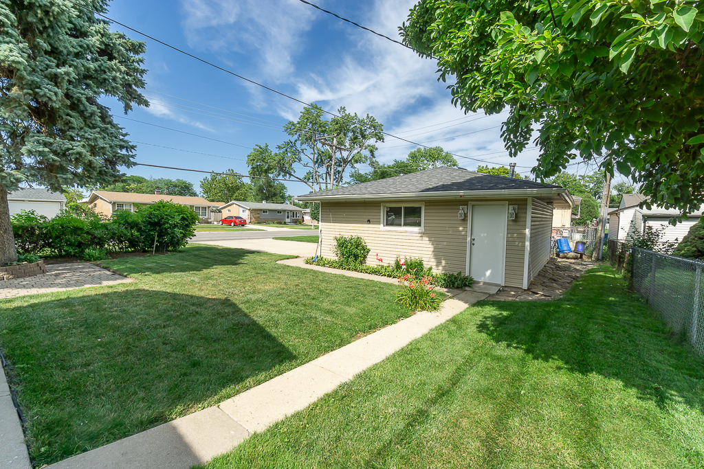 201 S Michigan Avenue Property Photo 25