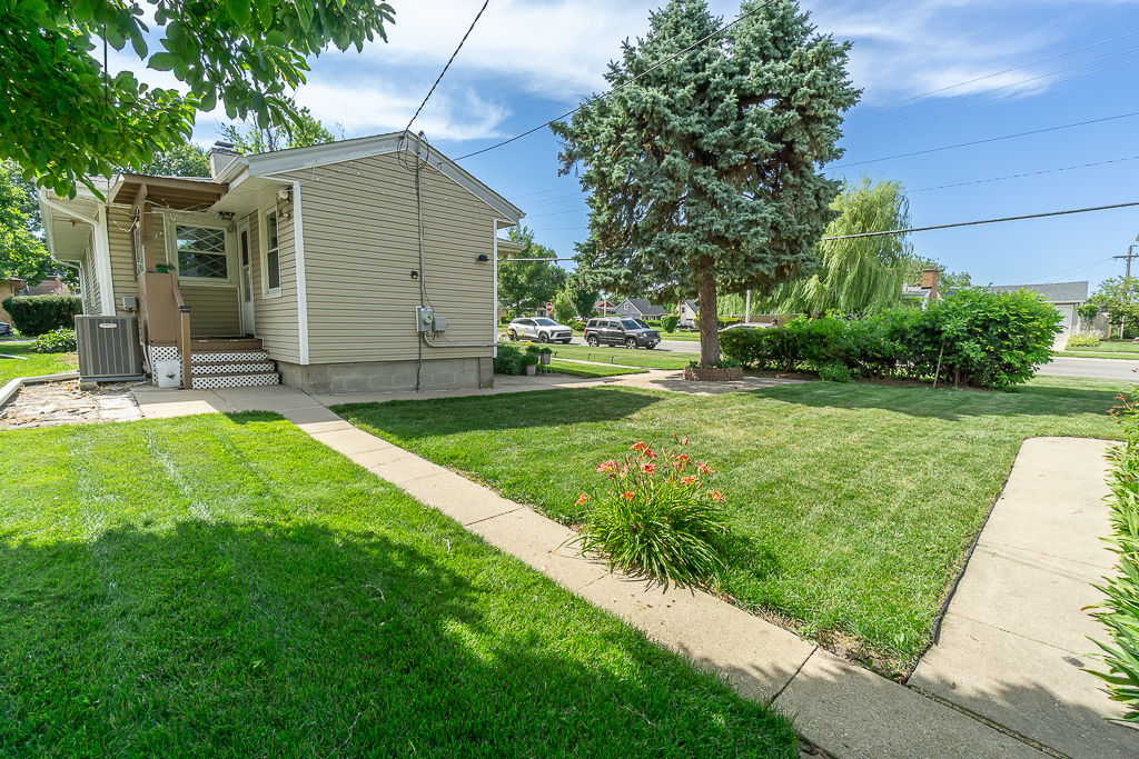 201 S Michigan Avenue Property Photo 26