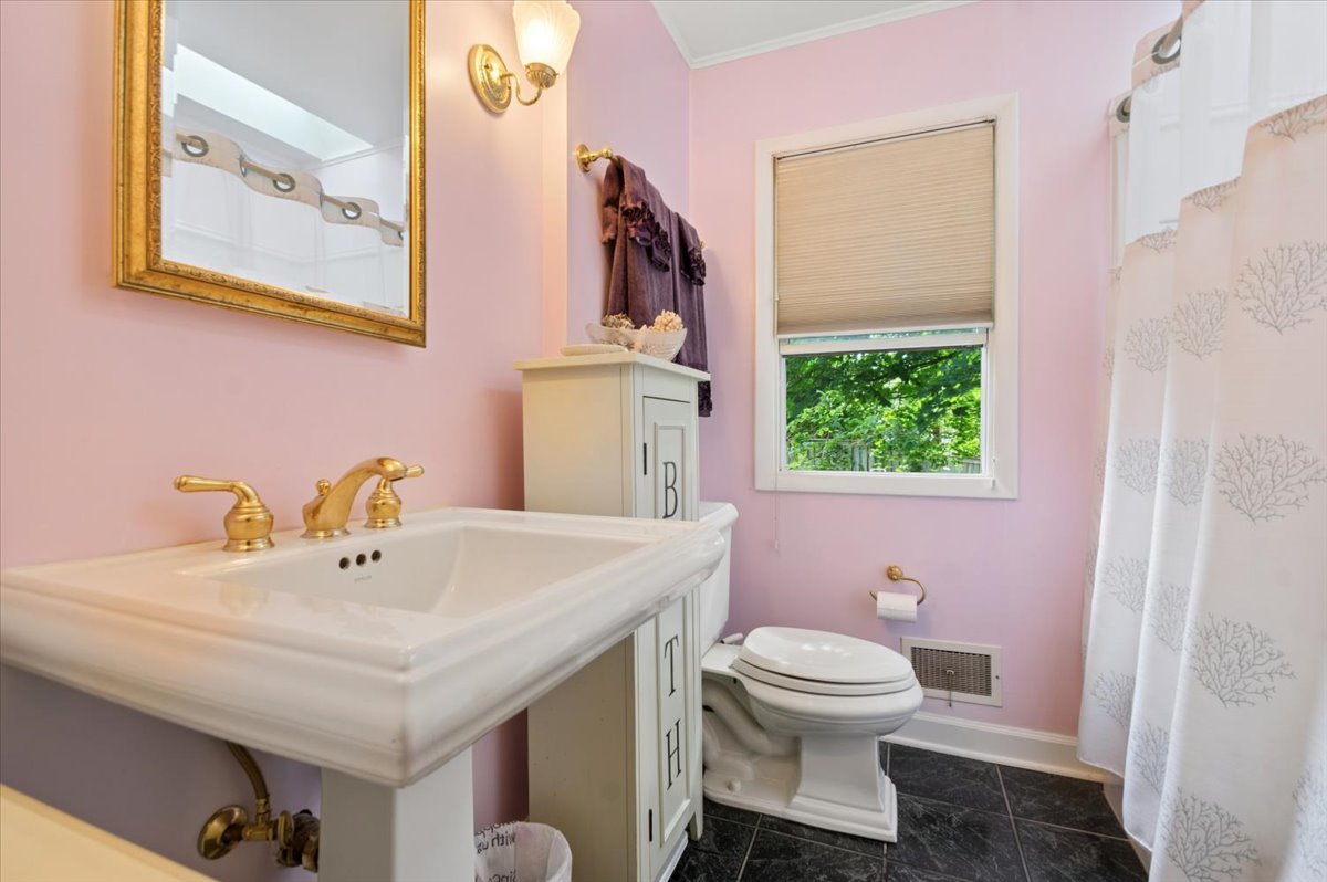2324 Sumac Circle Property Photo 10