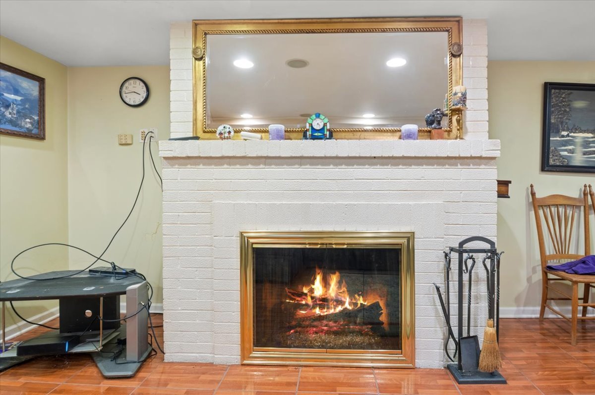 2324 Sumac Circle Property Photo 12