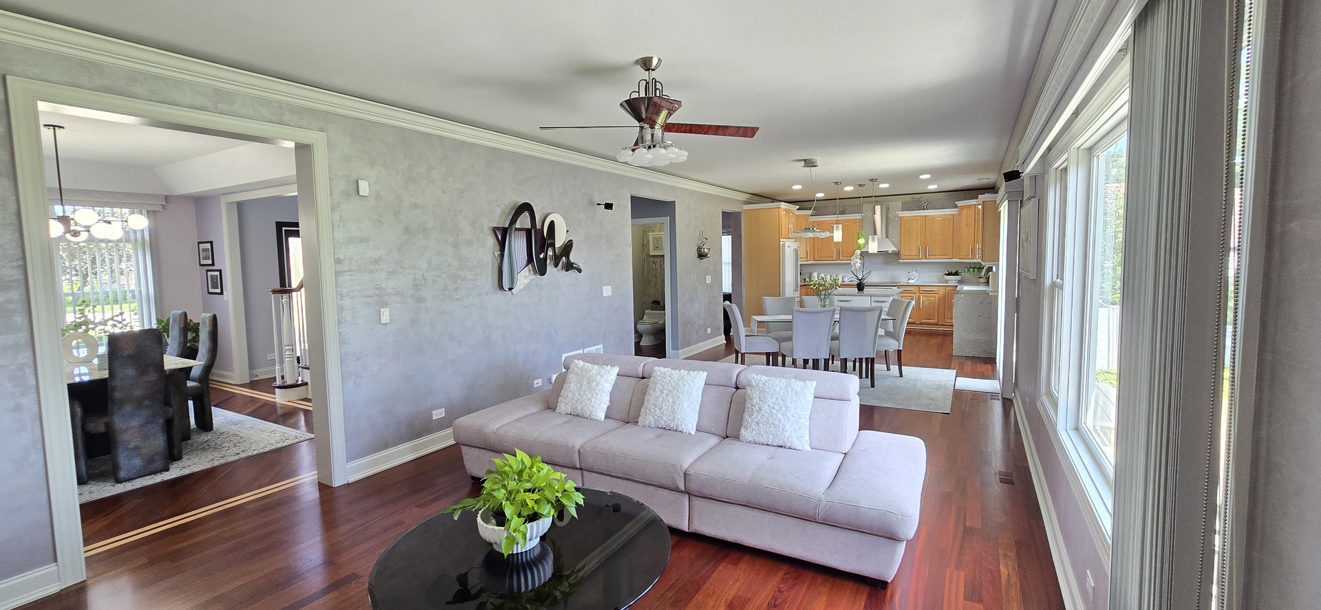 877 John Street Property Photo 10