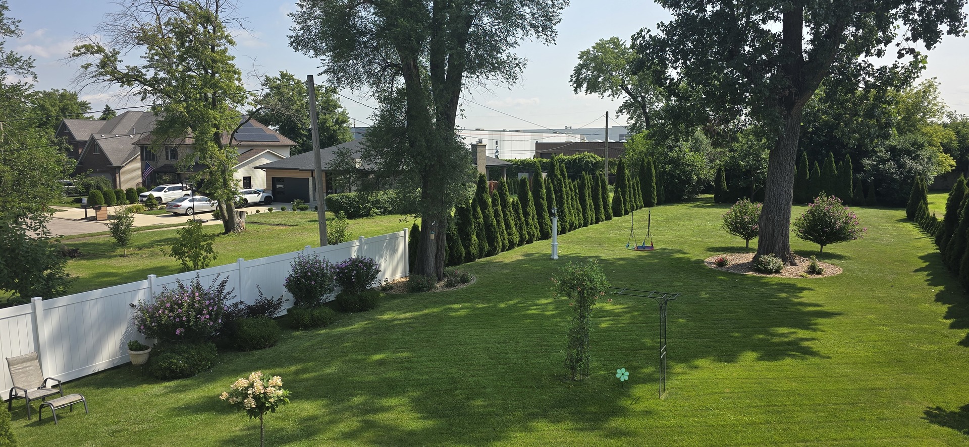 877 John Street Property Photo 45