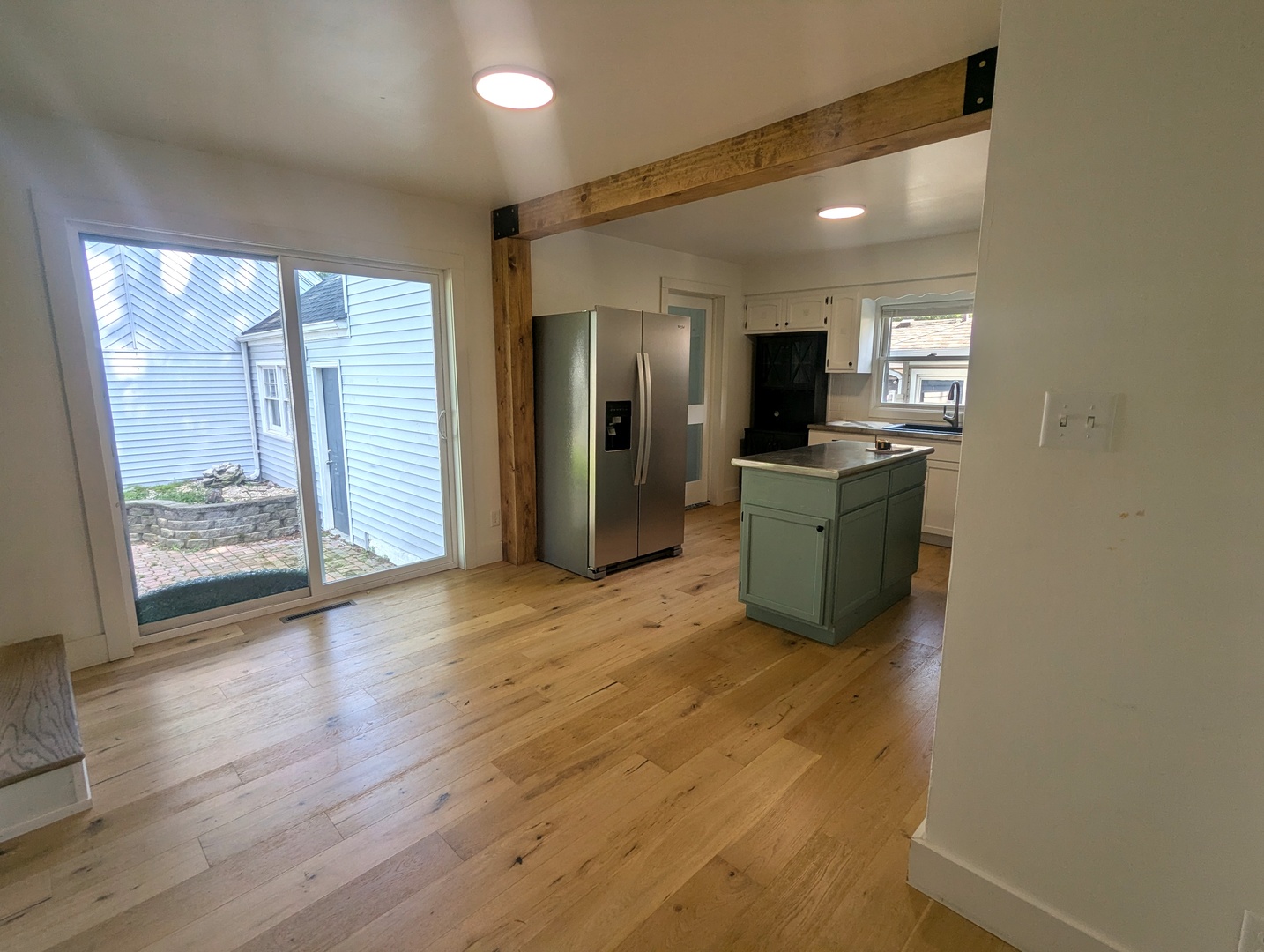 1460 S 6th Avenue Property Photo 18