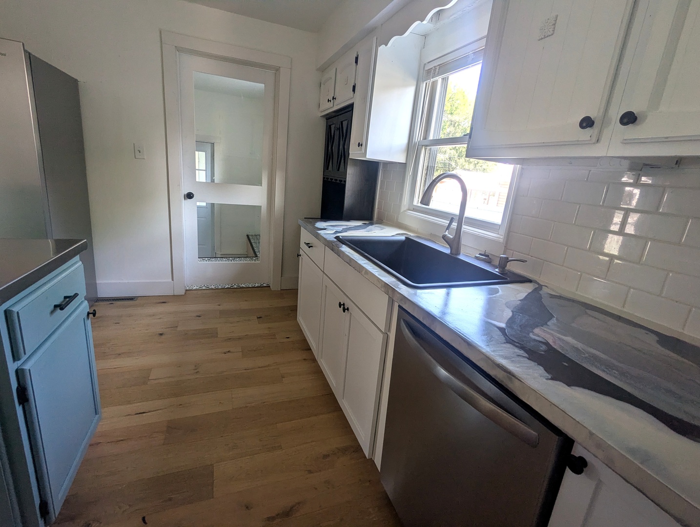 1460 S 6th Avenue Property Photo 23