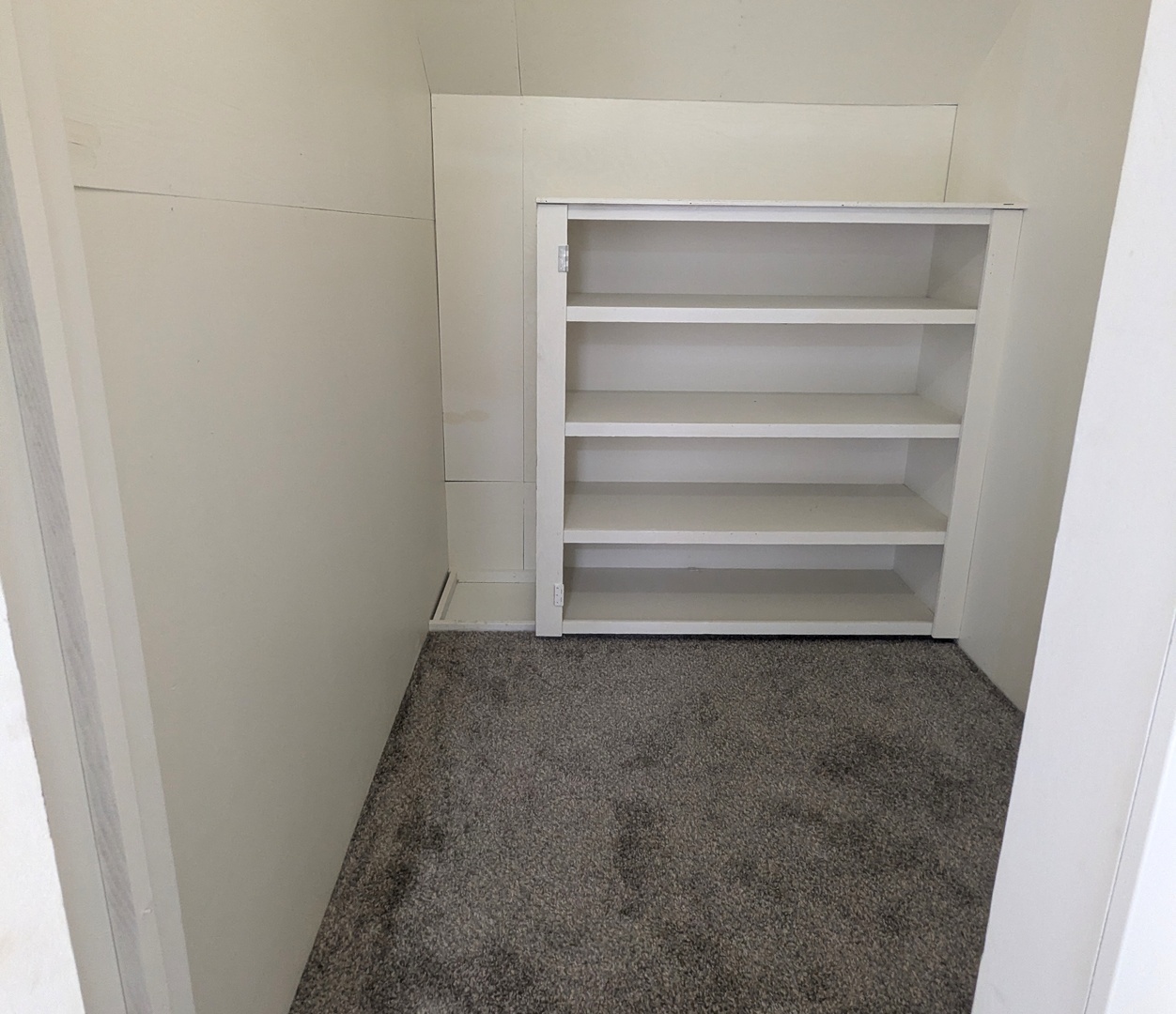 1460 S 6th Avenue Property Photo 26