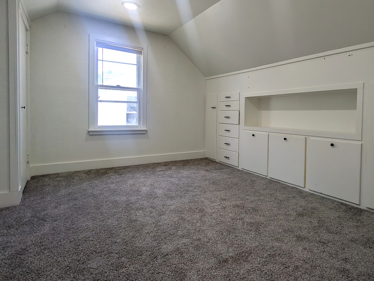 1460 S 6th Avenue Property Photo 31
