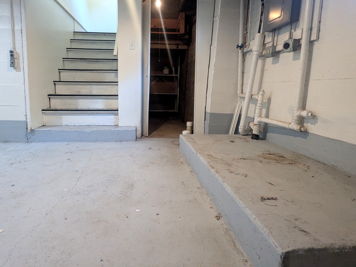 1460 S 6th Avenue Property Photo 35