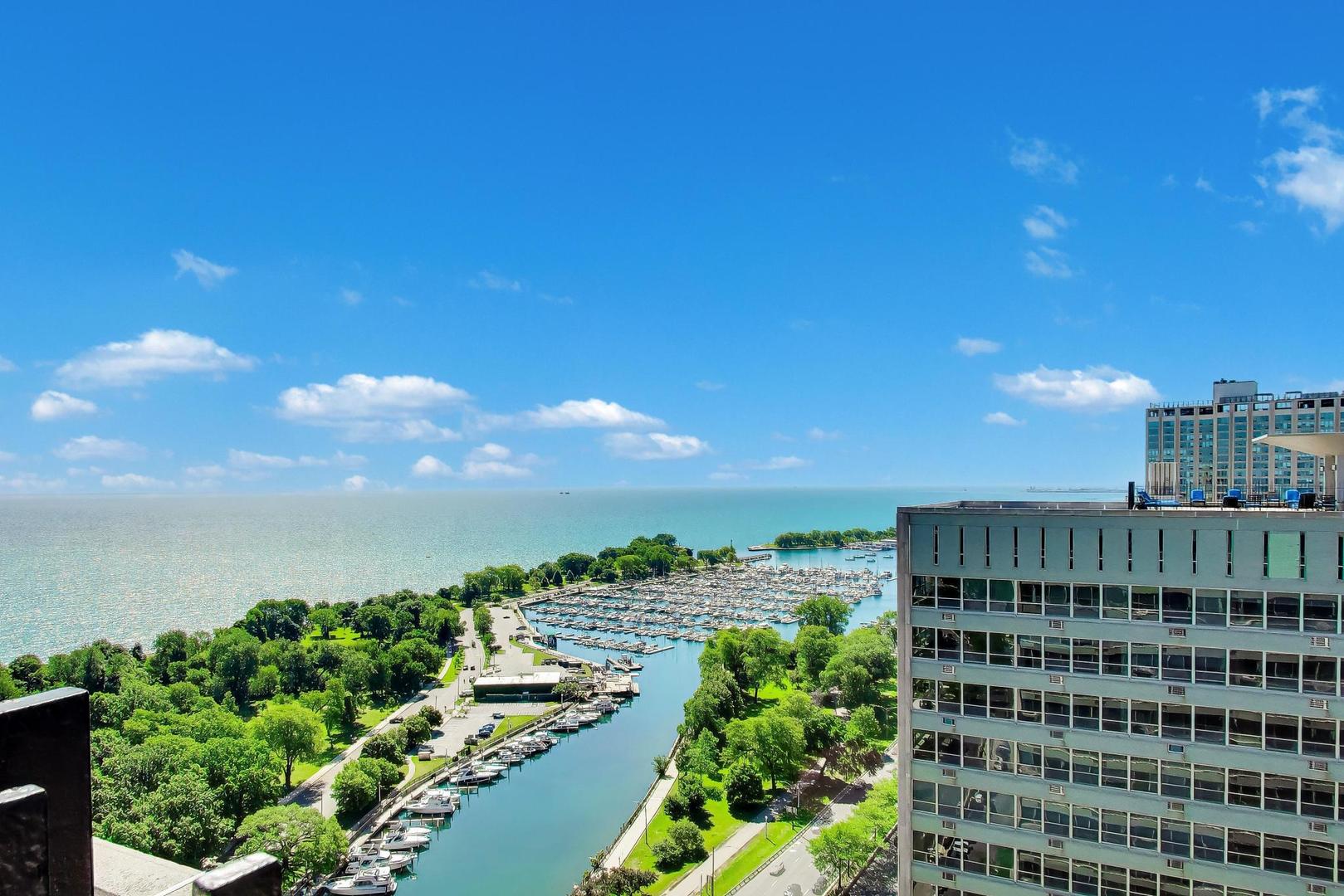 3550 N Lake Shore Drive 228 Property Photo 30