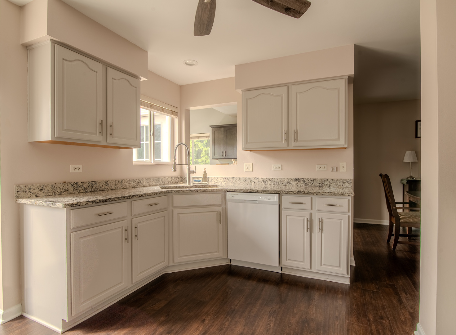 3110 Bloomfield Drive Property Photo 9