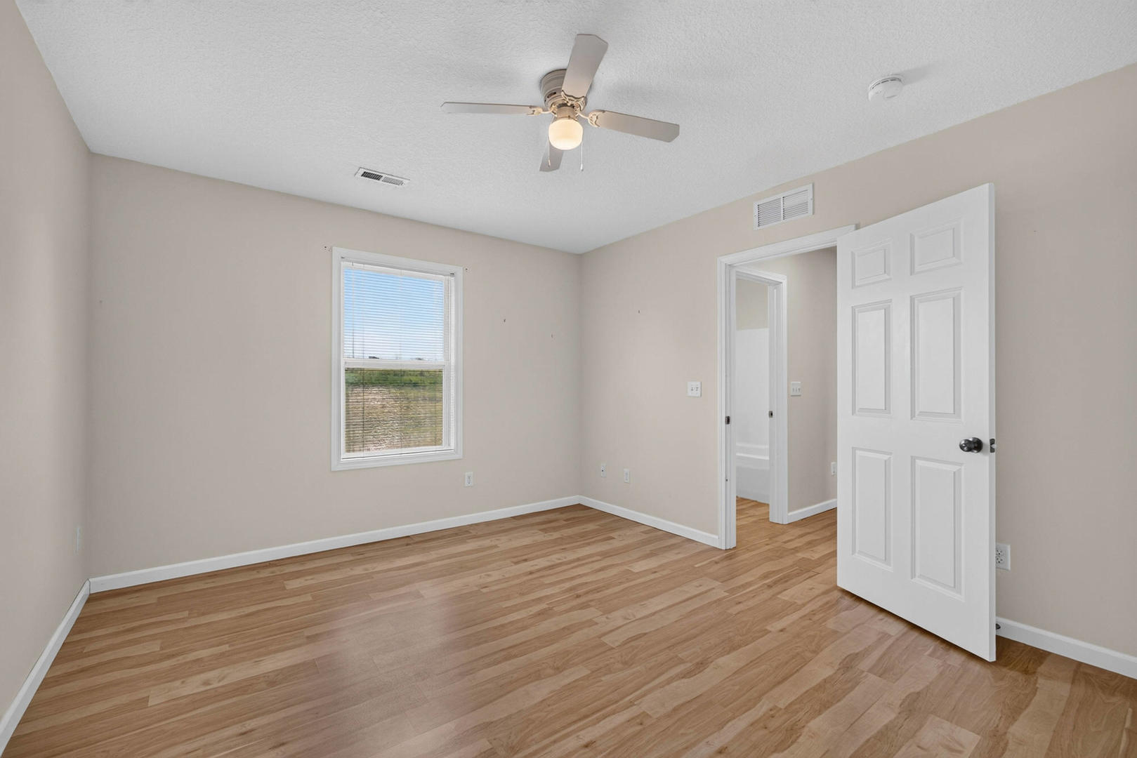 518 Prairie Meadow Drive Property Photo 15