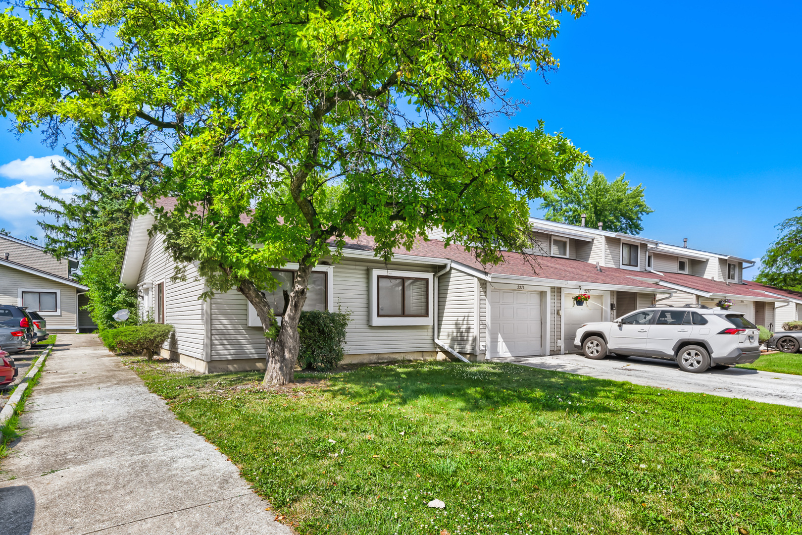 2271 Windsor Lane Property Photo 1