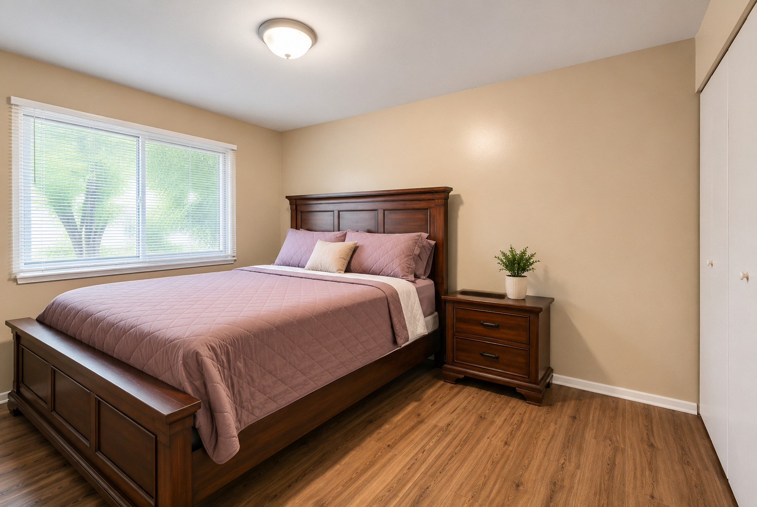 2271 Windsor Lane Property Photo 6