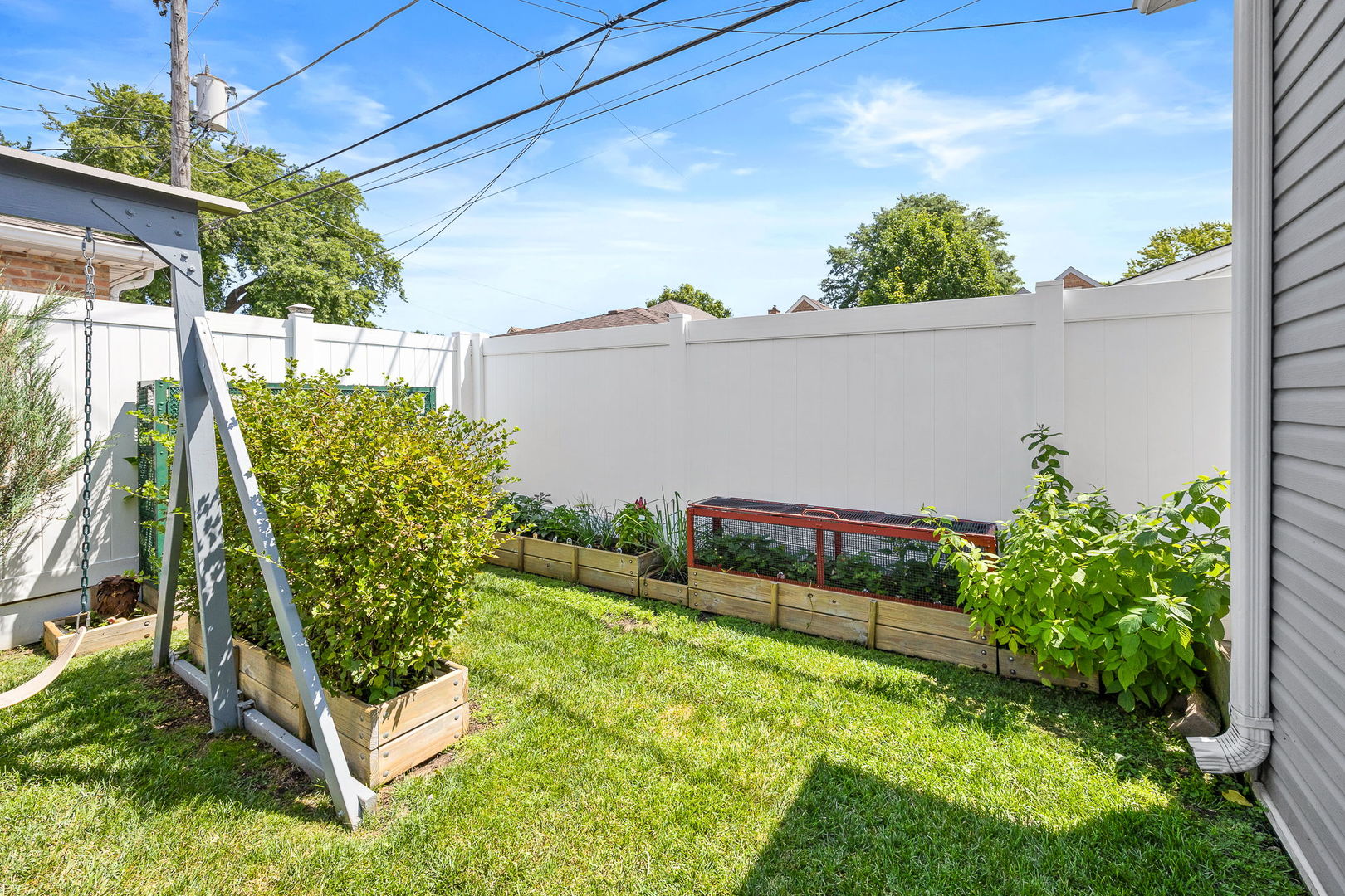 5755 S Nashville Avenue Property Photo 31