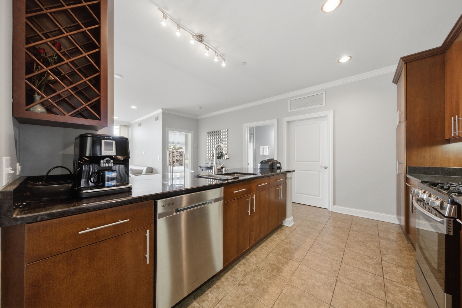 40 Prairie Park Drive 702 Property Photo 11
