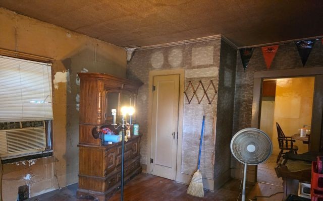212 W Mchaney Street Property Photo 3