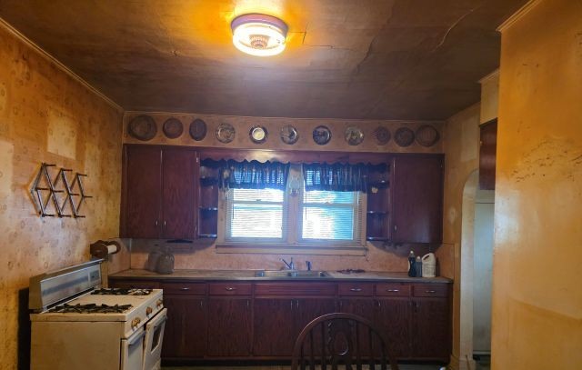 212 W Mchaney Street Property Photo 6