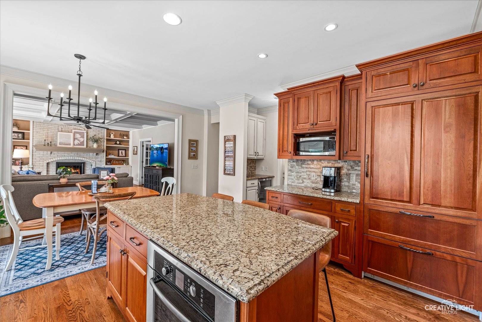 1160 Midwest Lane Property Photo 13