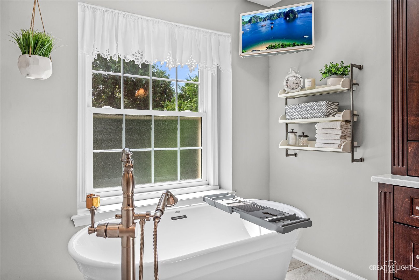 1160 Midwest Lane Property Photo 22
