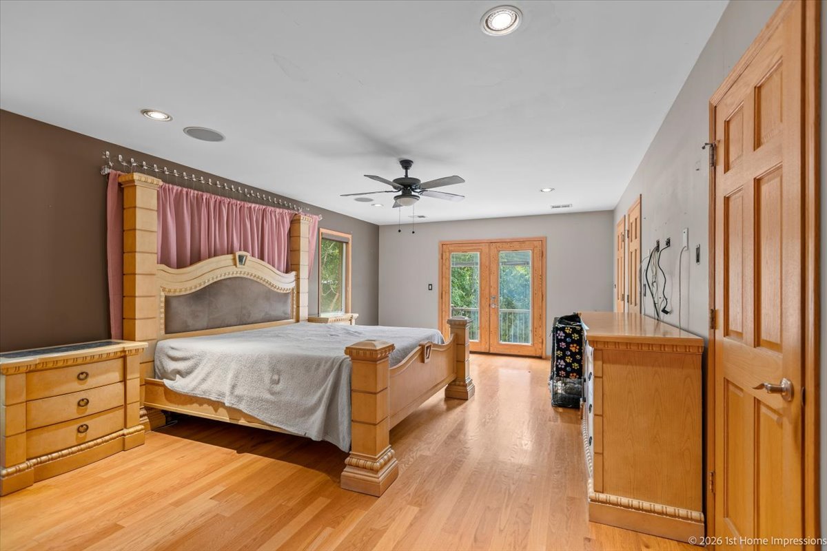 9832 Rutherford Avenue Property Photo 12