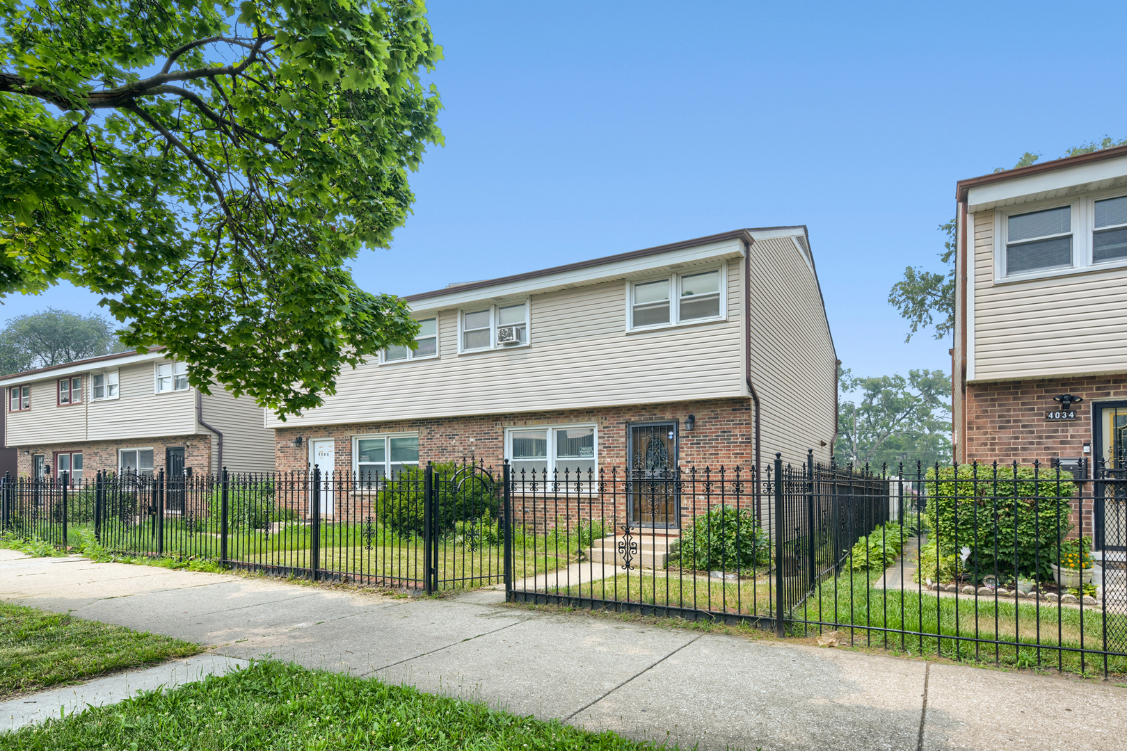 4038 W Washington Boulevard Property Photo 2