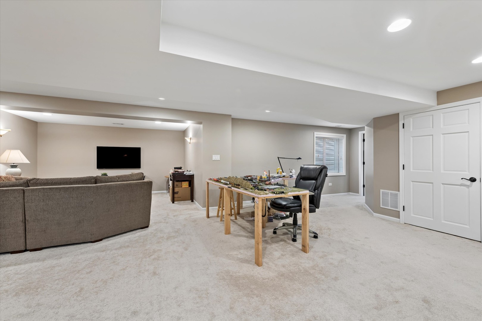 29 Glacier Circle Property Photo 36