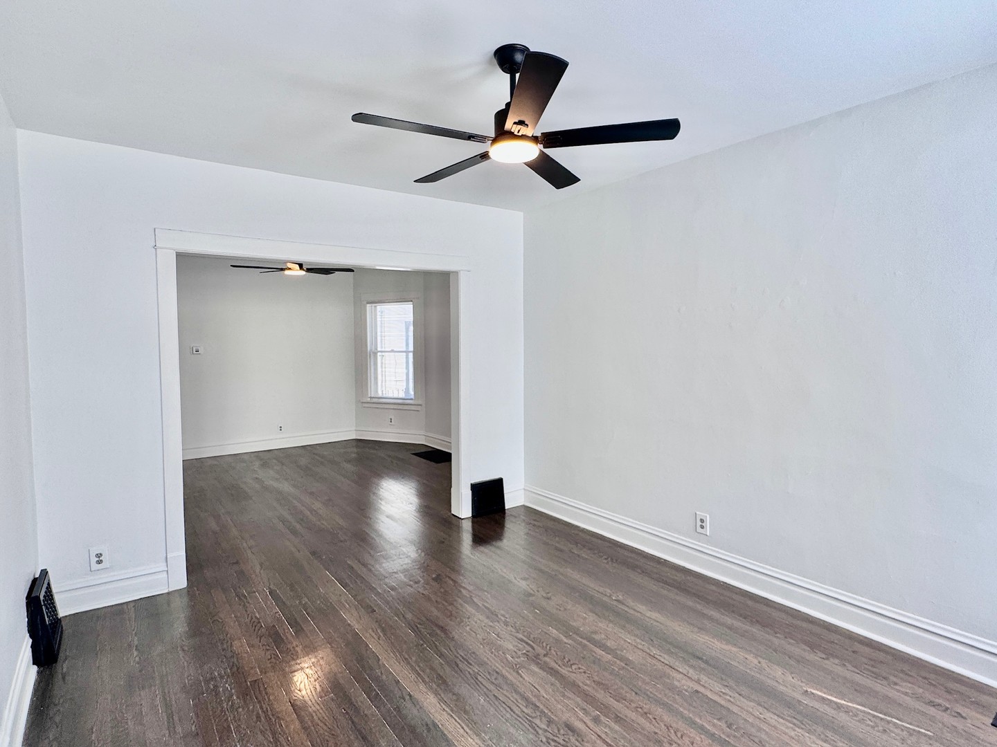 2047 N Lavergne Avenue 1 Property Photo 4