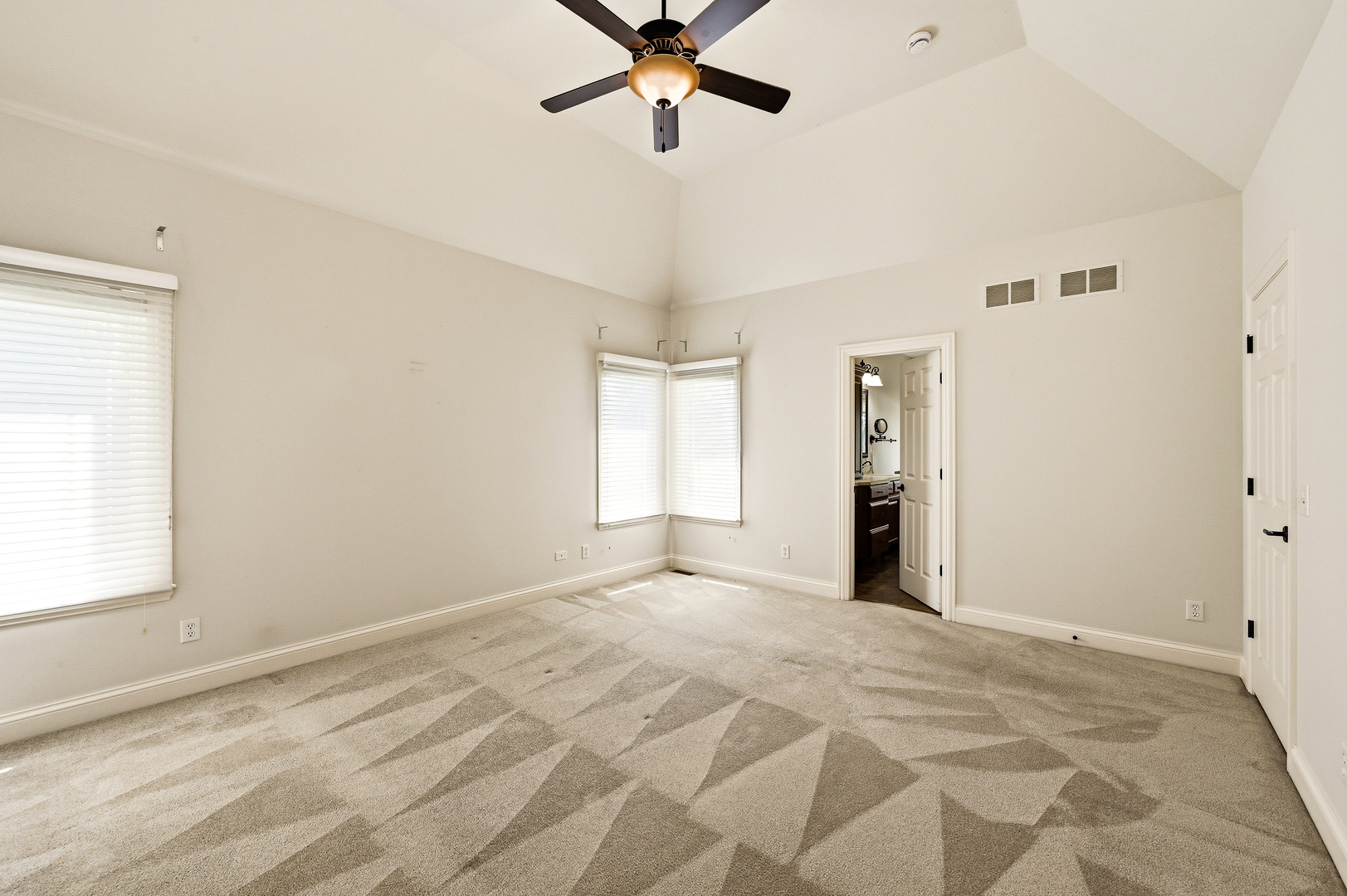 6117 Whitetail Ridge Drive Property Photo 35