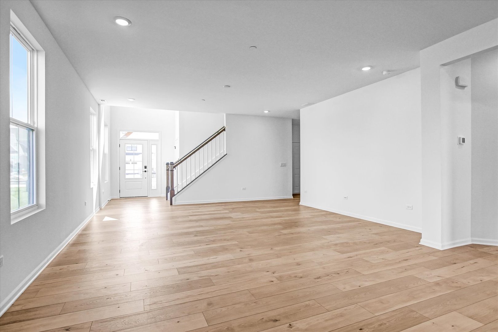 15422 W Amelia Circle Property Photo 5