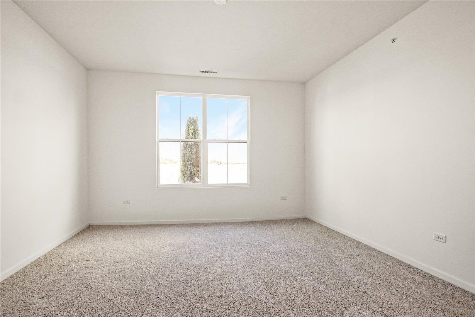 15422 W Amelia Circle Property Photo 14