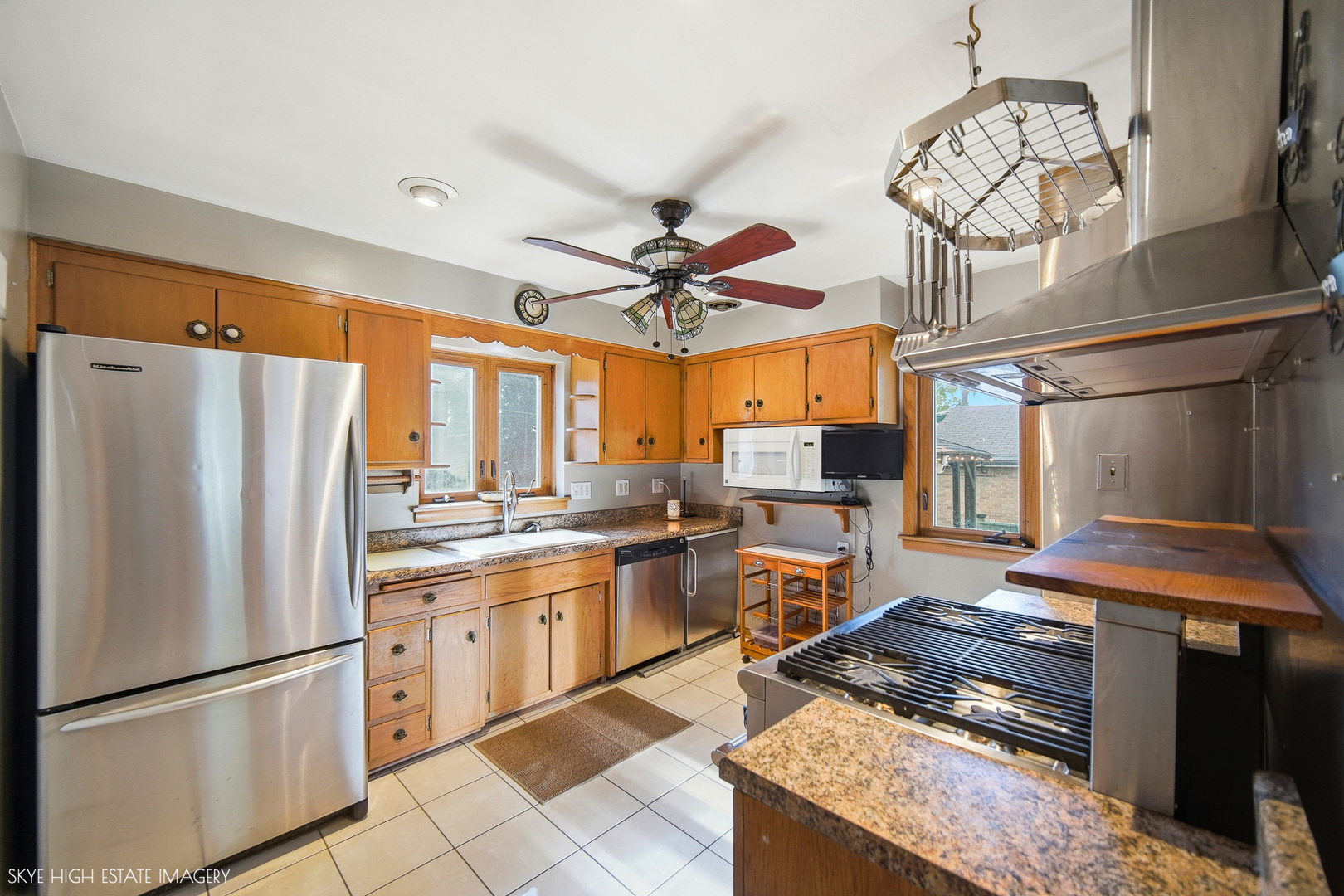 3032 W 100th Place Property Photo 11