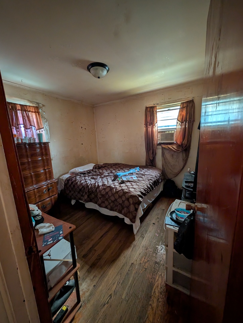 14300 Avalon Avenue Property Photo 10