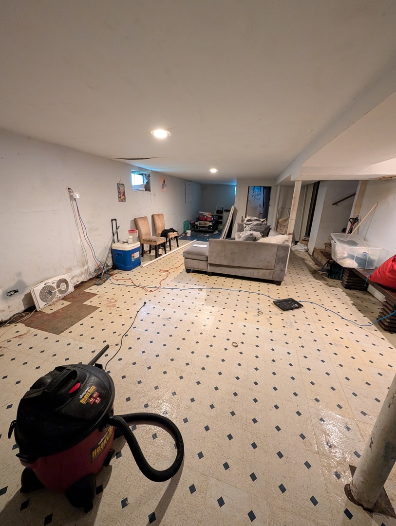 14300 Avalon Avenue Property Photo 13