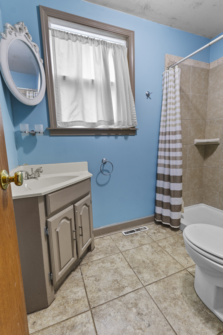 207 E Taylor Street Property Photo 17