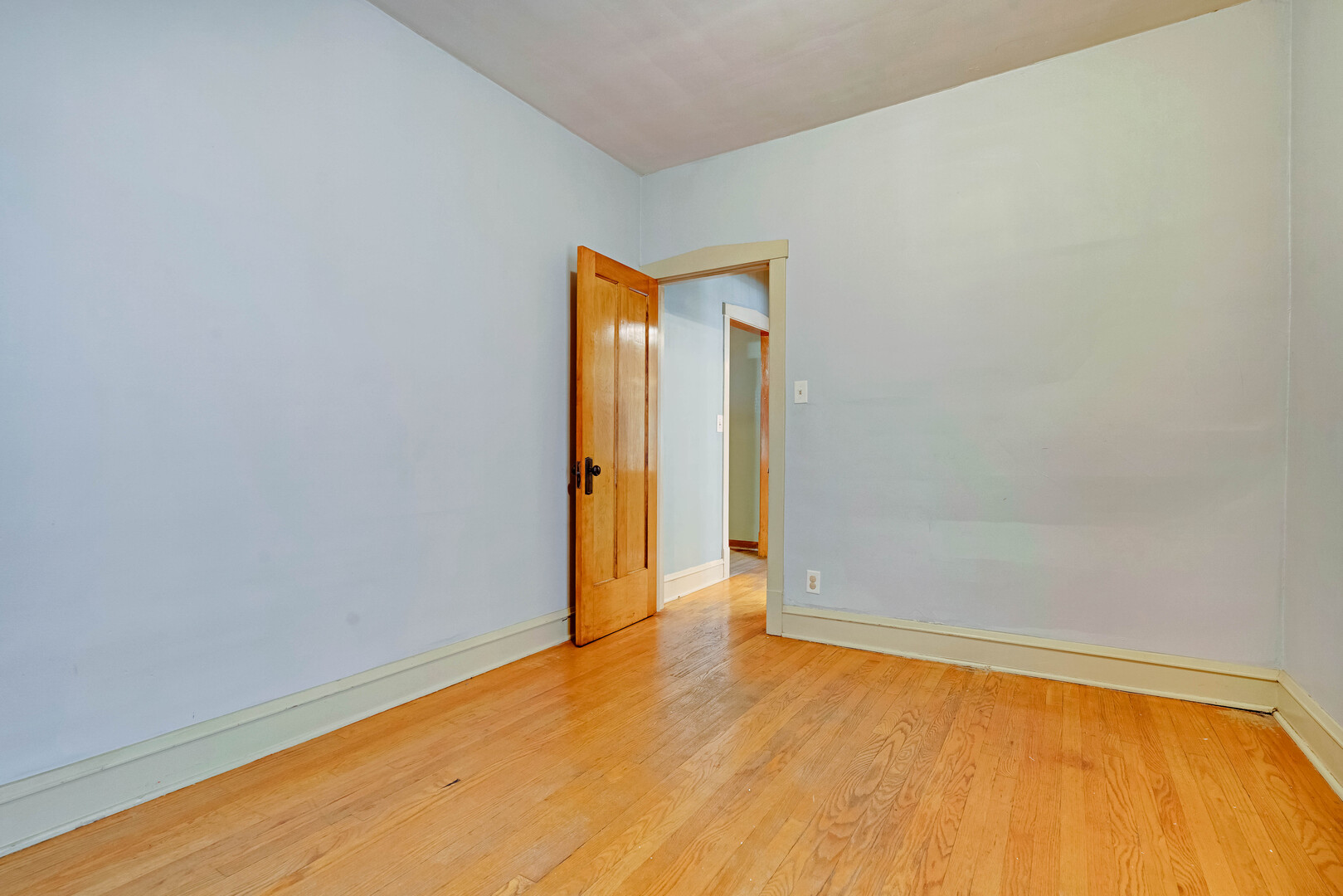 5505 W Cullom Avenue Property Photo 10