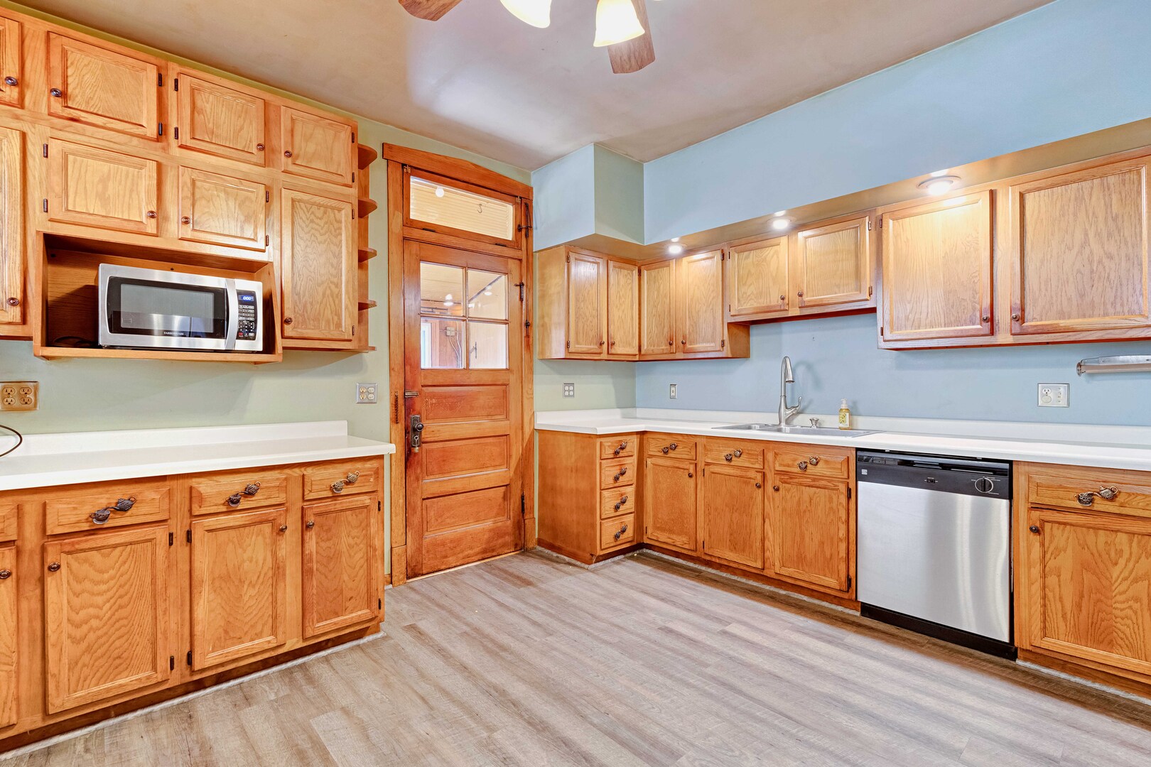 5505 W Cullom Avenue Property Photo 17
