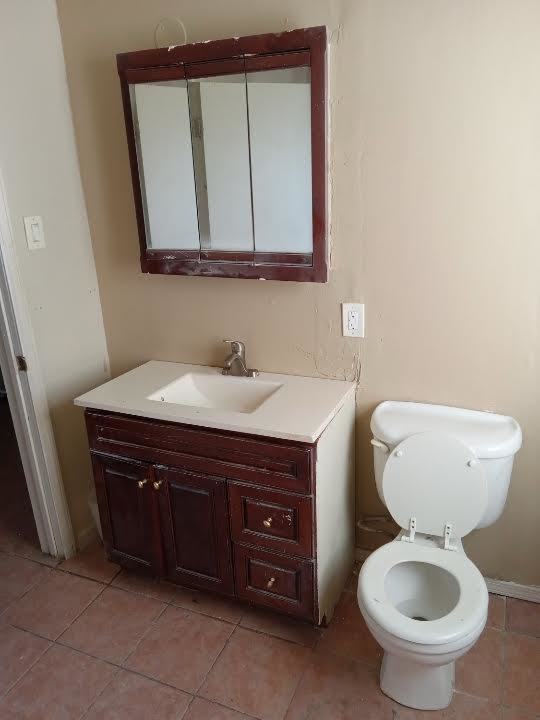 130 E Lincoln Highway 2 Property Photo 5